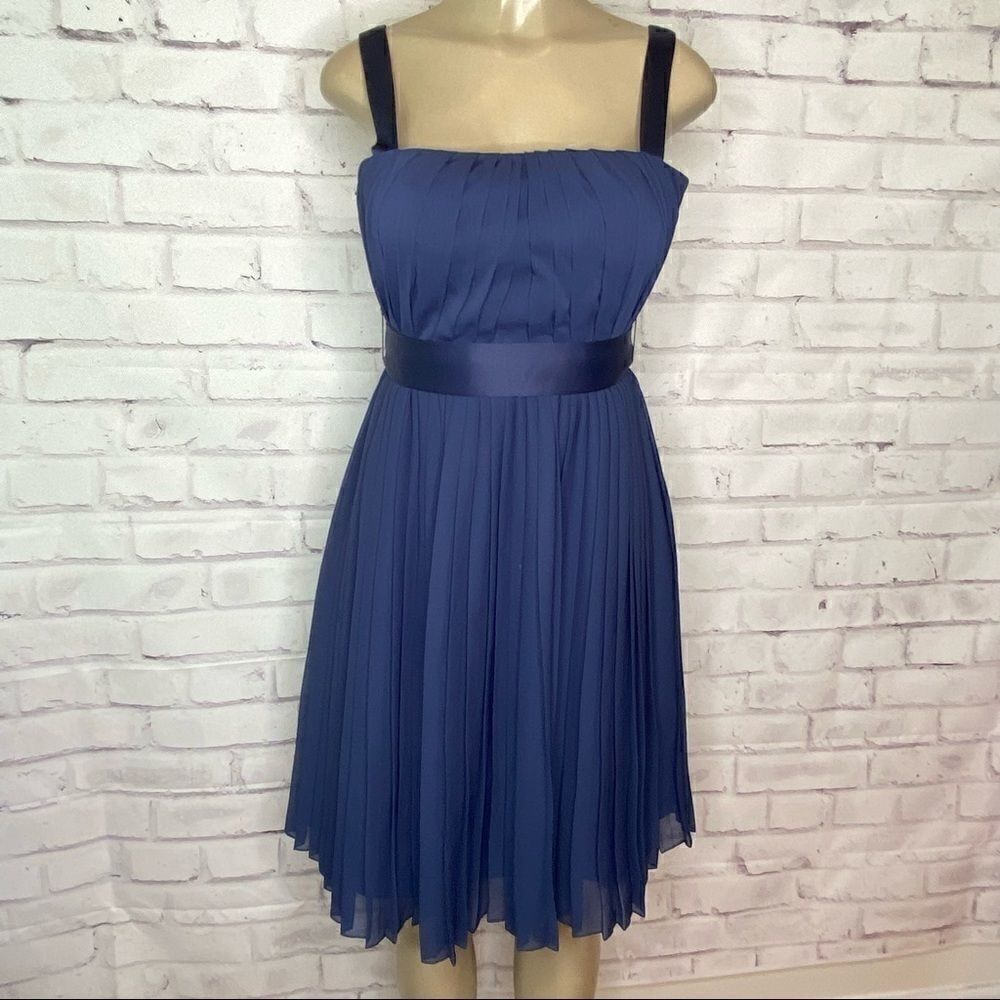 White By Vera Wang  Label Navy Pleated Strappy Casual Dress